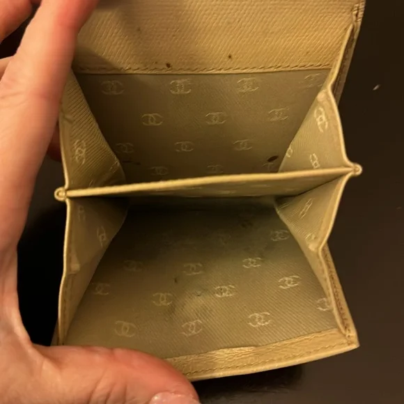 Chanel tan compact wallet. Pre loved condition. - Picture 4 of 9